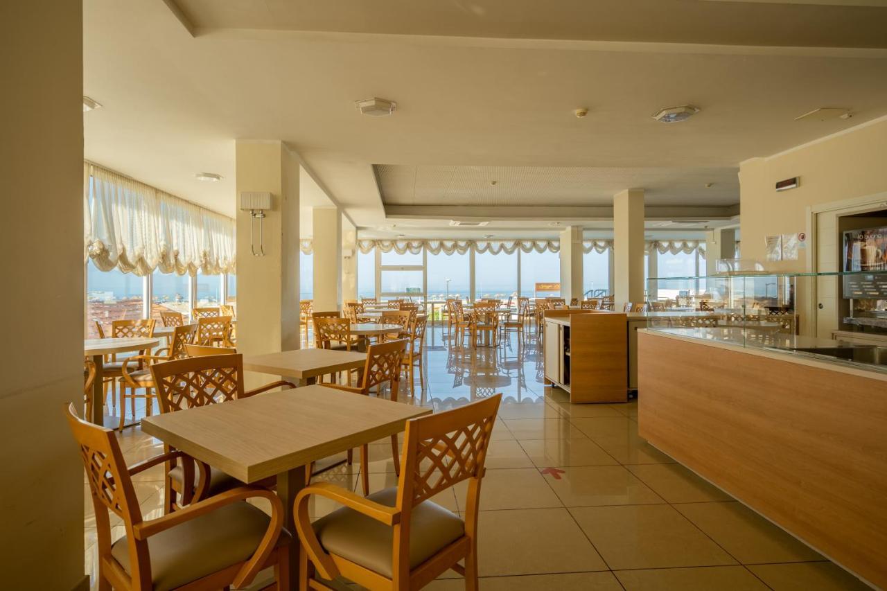 Hotel Astor Rimini Exterior photo