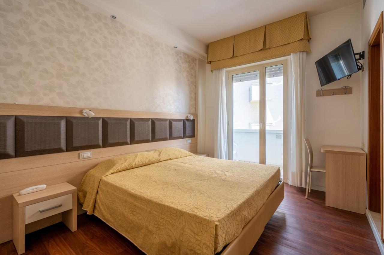 Hotel Astor Rimini Exterior photo